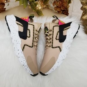 nike huarache mushroom